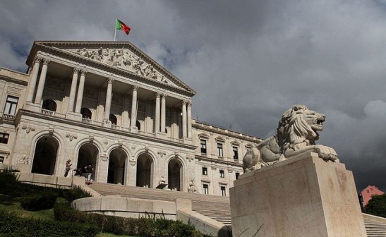 4a8e904f433fb10a3b9faf6cf2efe68b